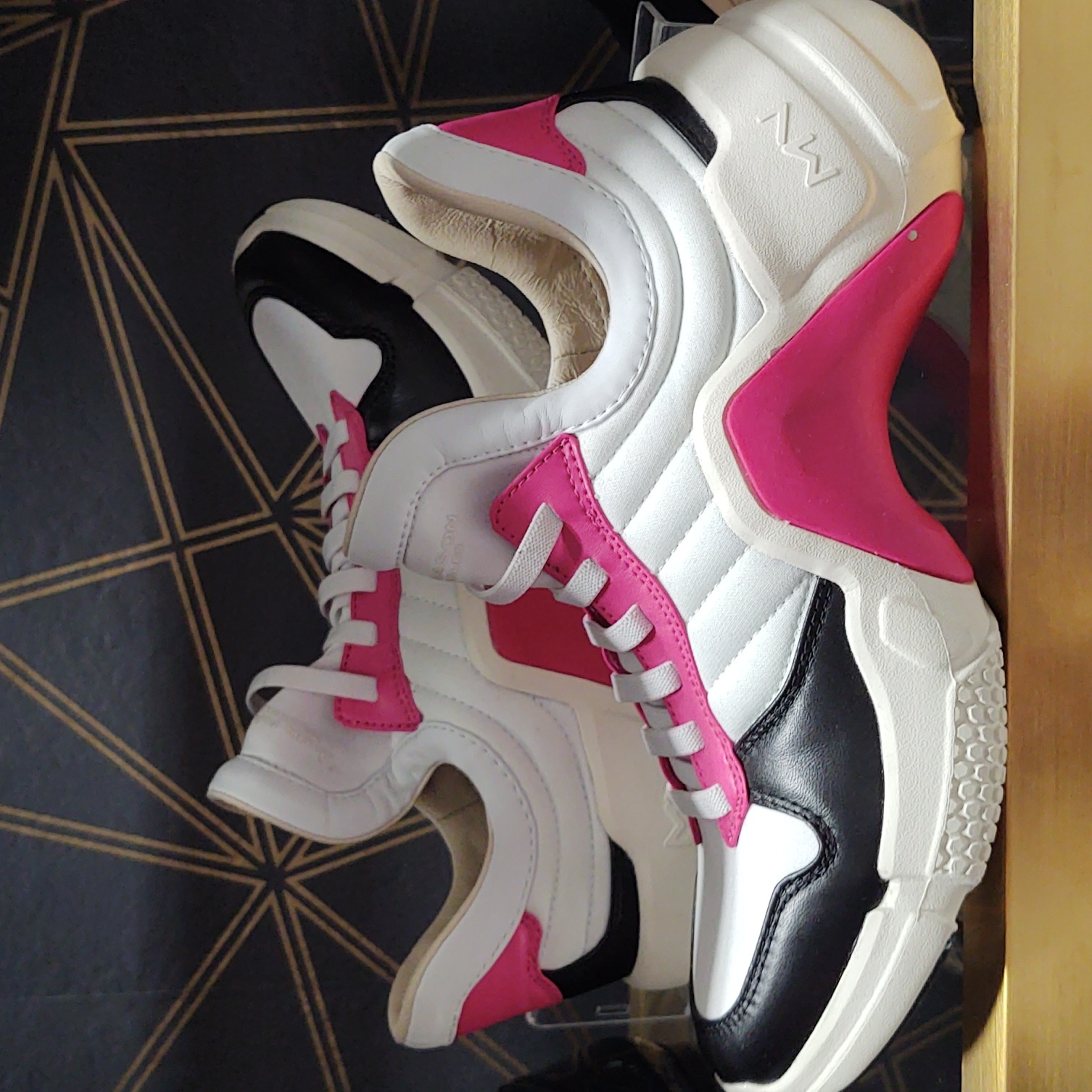 Mark Nason Tennies